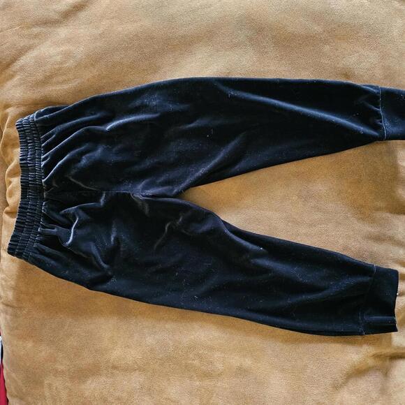 Kids' Velvet Jogger Pants by Gap - Soft & Stylish - Picture 2 of 3